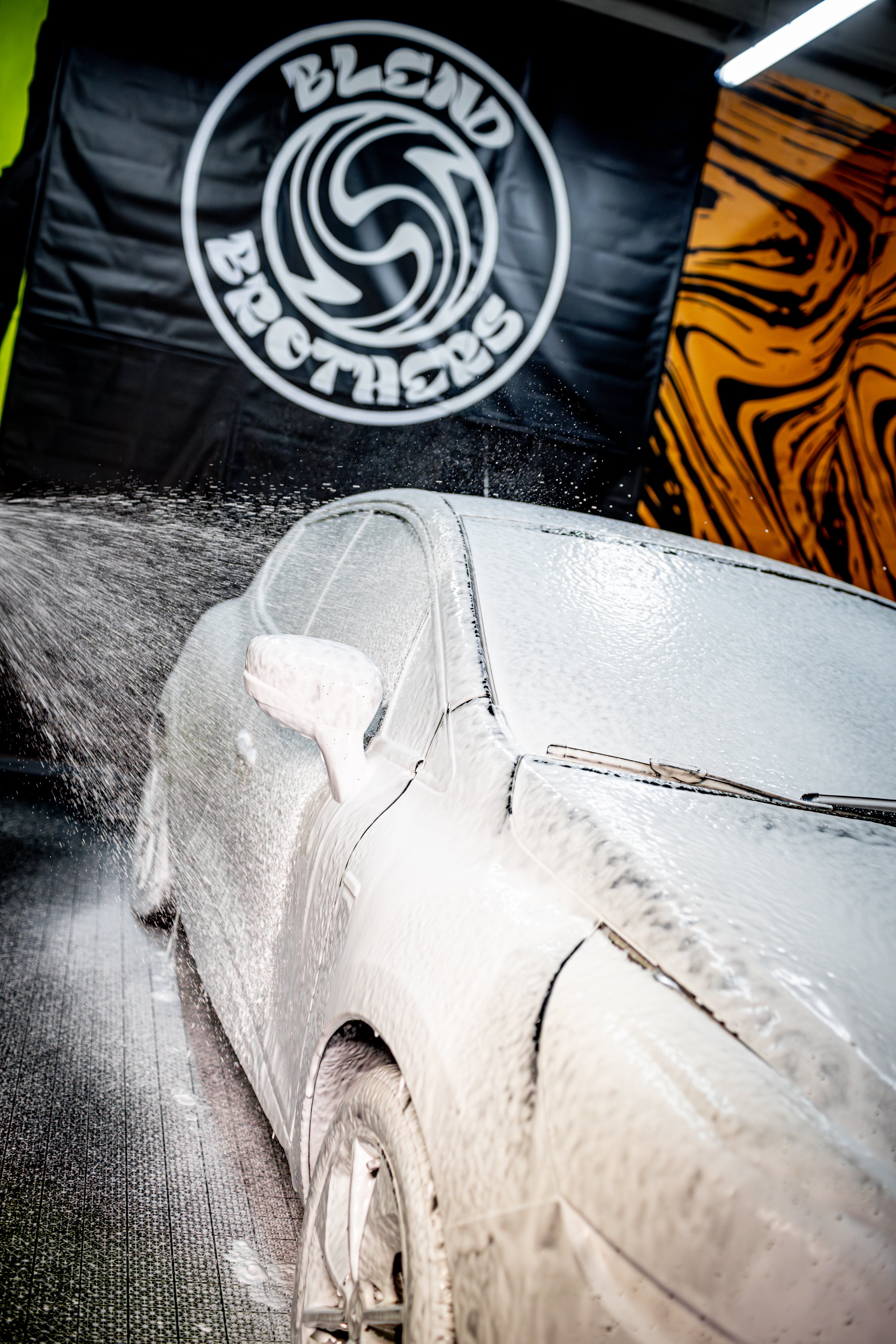 hero-image--template--19498945937573__hero_G7CAX9